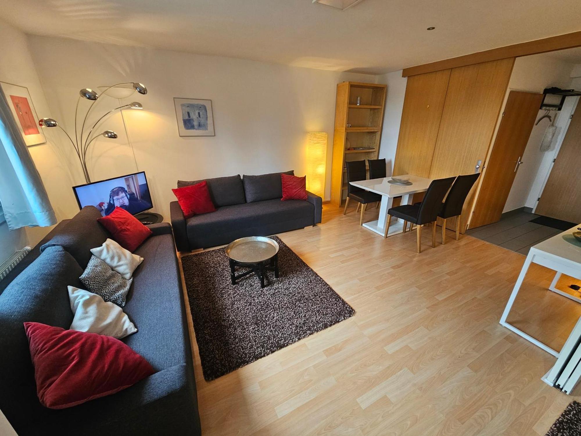 Yuki's Place - Un-vic, Danube And Subway Near To Downtown Apartamento